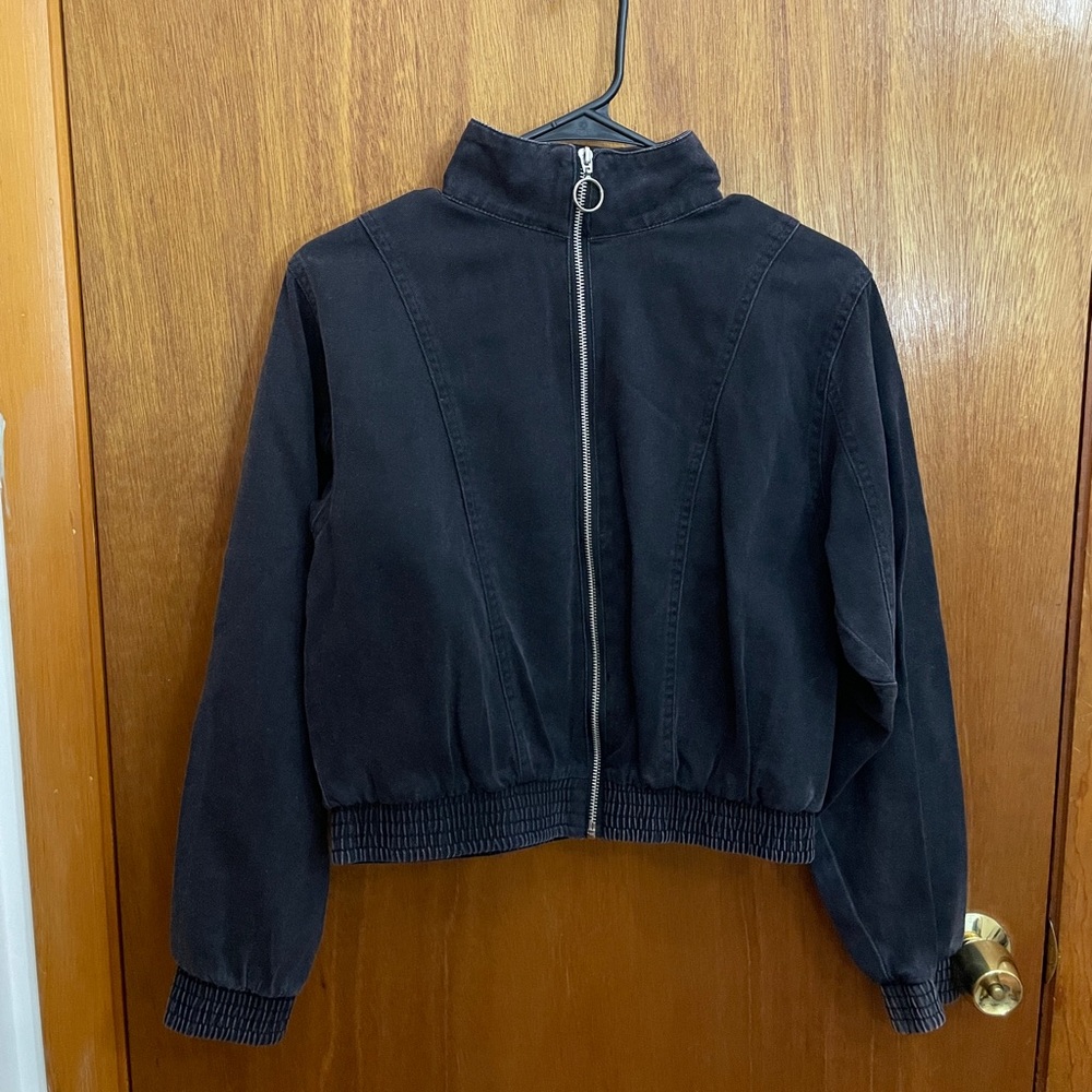 Haute Monde Black Distressed Denim Cropped Bomber Style Jacket, Large